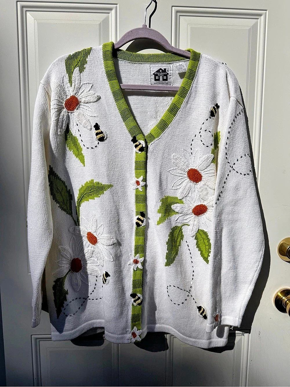 Vintage Storybook Knits Daisy Bee Cardigan Sweater Cottagecore 3D Floral